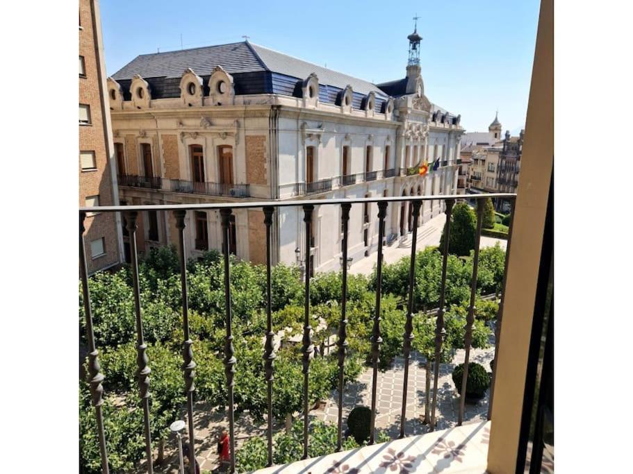 Duplex De Diseno Jaen Centro-Catedral Lägenhet Exteriör bild